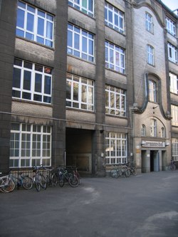 Hermannstrasse 48